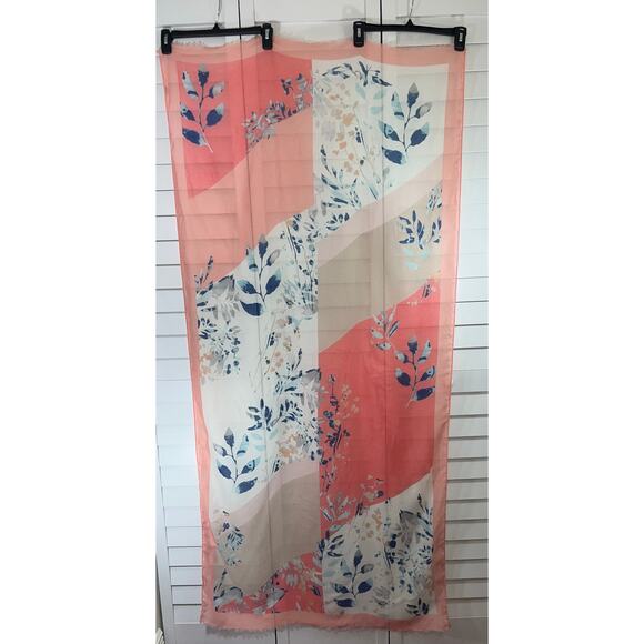 Pretty Persuasions Patchwork Design with Floral Pattern Scarf - Picture 6 of 6